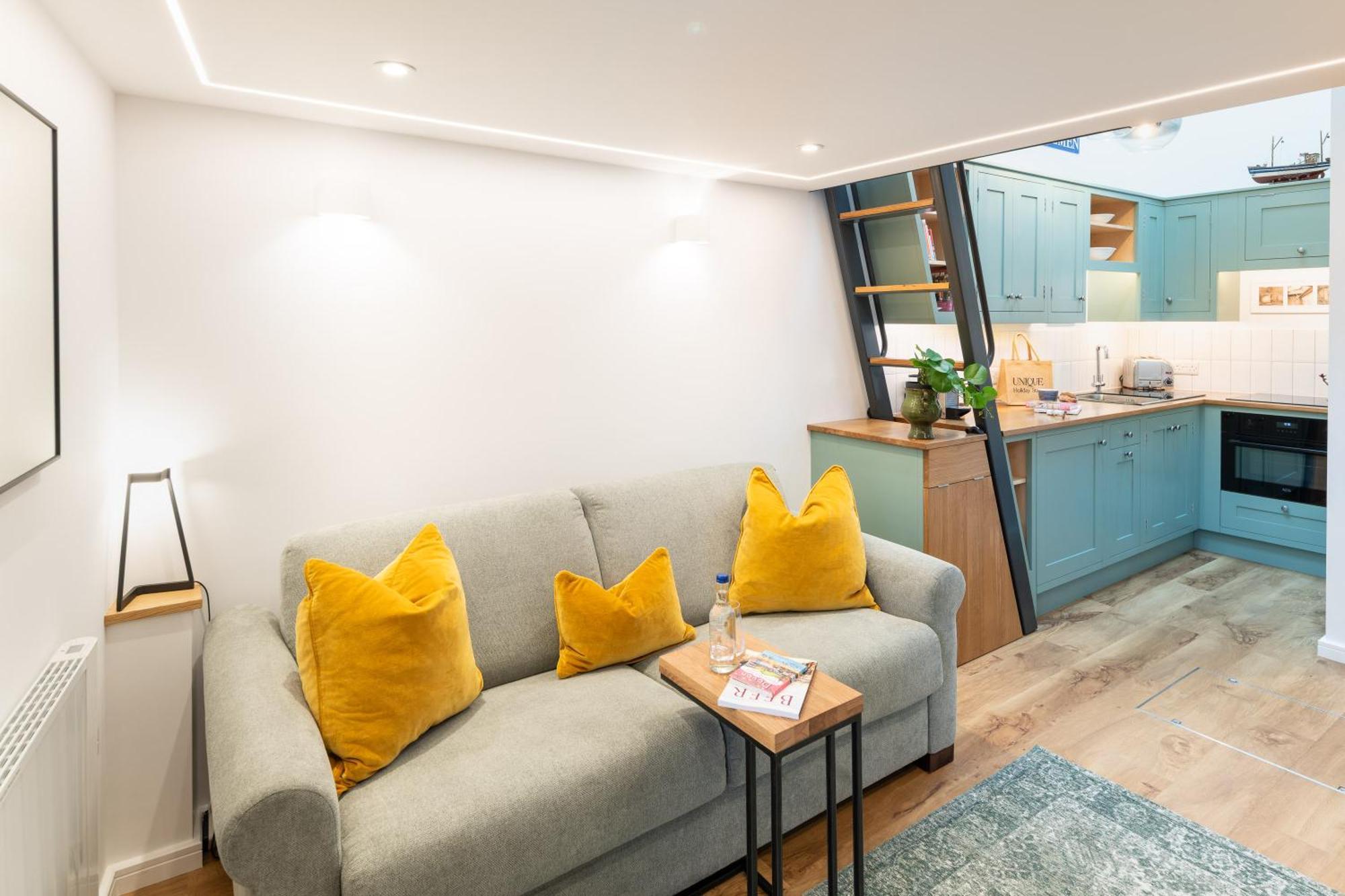 New The Water Shed Devon Sleeps 2 Holiday home